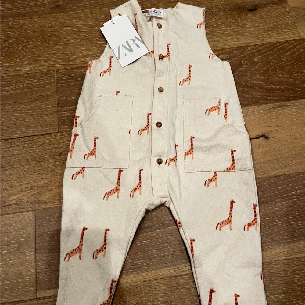 NWT Zara giraffe onesie